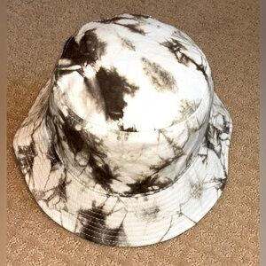 NWT Madewell Tie-Dye Short-Brimmed Bucket Hat M/L